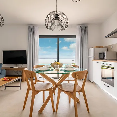 Appartement Sea Breeze Piscina Vista Mare Aria Condizionata (Adults Only) à Corralejo Extérieur photo